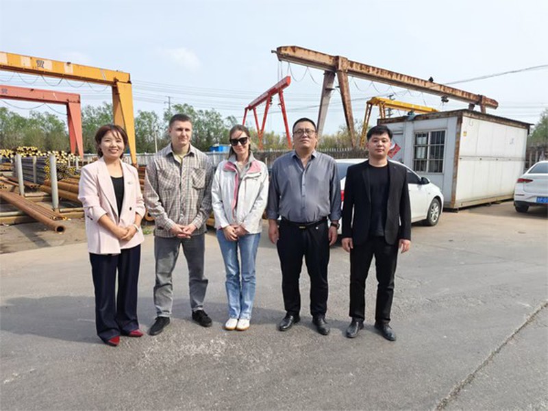 welcome Belarus client visit our pipe and pipe fittings factory welcome Belarus client visit our pipe and pipe fittings factory